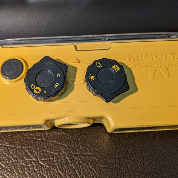 Underwater Camera- Minolta Weathermatic A Water Safe Camera- Excellent Condition - Picture 4 of 7